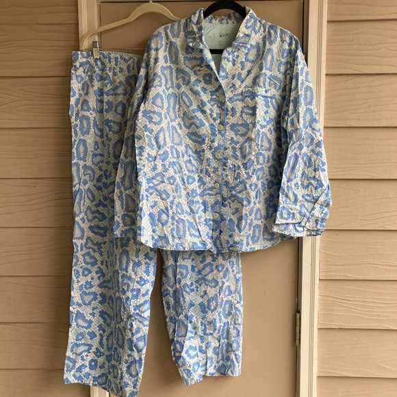 Nick & Nora Other - Nick & Nora Blue Snake Print Cotton Pajama Set